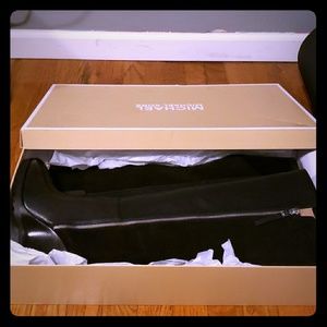 Michael Kors Knee high wedges